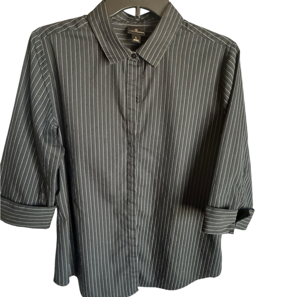Worthington Black and White Button Down Shirt
